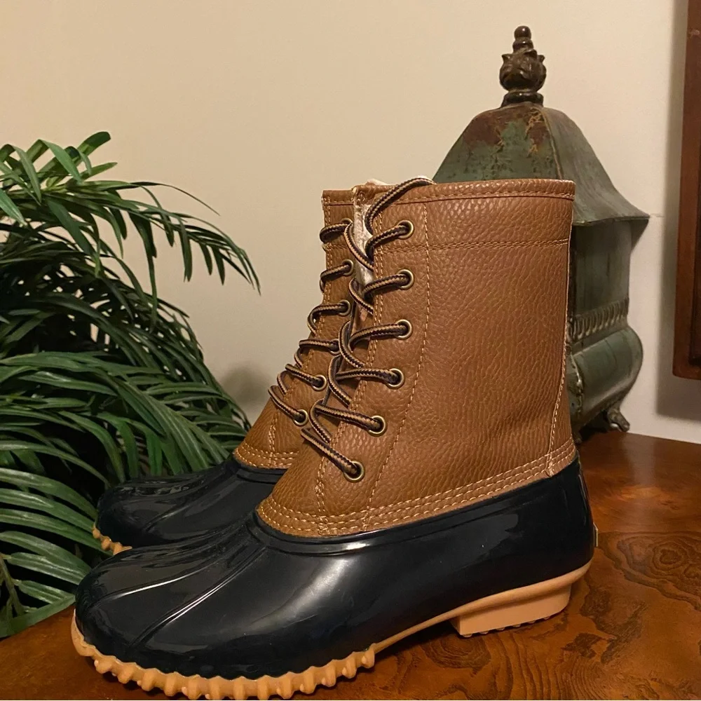 Sporto Dakota Pebble Faux Fur Lined Duck Boot